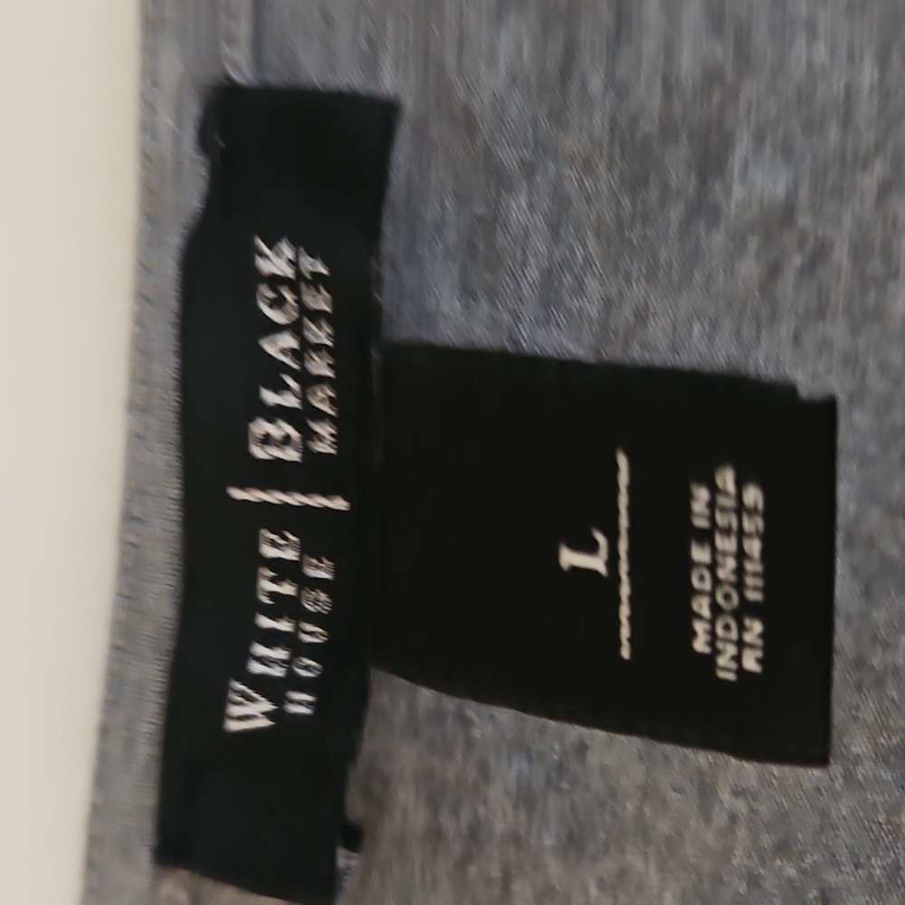 White House Black Market Gray Top - Picture 2 of 3